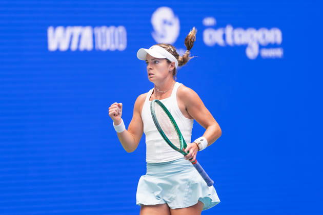 2026 WTA, Tennis Damen Wuhan Open: Karolina Muchova - Caty McNally in China - 14 Oct. Caty McNally of USA celebrates her win against Karolina Muchova of Czechia (Not in view) during their women s singles match on day 3 of Wuhan Open at the Optics Valley International Tennis Center. Karolina Muchova defeated Caty McNally with a score of 3-6, 7-6, 7-6. Wuhan China Copyright: xRenxYongx xSOPAxImagesx DSC08977