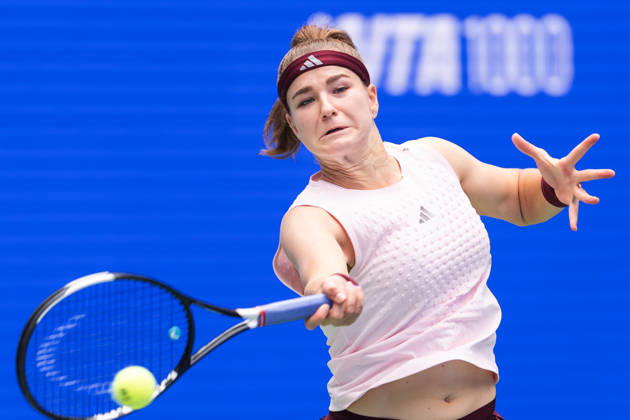 2026 WTA, Tennis Damen Wuhan Open: Karolina Muchova - Caty McNally in China - 14 Oct. Karolina Muchova of Czechia seen in action with Caty McNally of USA (Not in view) during the Wuhan Open final match at the Optics Valley International Tennis Center. Karolina Muchova defeated Caty McNally with a score of 3-6, 7-6, 7-6. Wuhan China Copyright: xRenxYongx xSOPAxImagesx DSC09235