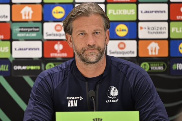 KAA Gent v AGF Aarhus - UEFA Conference League Media Activities 14 10 2026 GENT, BELGIUM - OCTOBER 14 : De Mil Rik head coach of KAA Gent and Roef Davy goalkeeper of KAA Gent speaking with the media during a pre-match press conference, PK, Pressekonferenz ahead of the UEFA Conference League 2026 27 League Phase matchday 1 match between KAA Gent and AGF Aarhus on October 14, 2026 in Gent, Belgium, 14 10 2026 Gent Belgium  Copyright: xJanxDexMeuleneirx