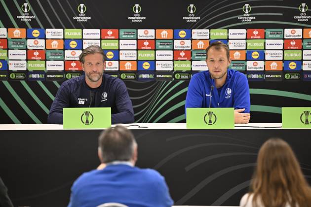 KAA Gent v AGF Aarhus - UEFA Conference League Media Activities 14 10 2026 GENT, BELGIUM - OCTOBER 14 : De Mil Rik head coach of KAA Gent and Roef Davy goalkeeper of KAA Gent speaking with the media during a pre-match press conference, PK, Pressekonferenz ahead of the UEFA Conference League 2026 27 League Phase matchday 1 match between KAA Gent and AGF Aarhus on October 14, 2026 in Gent, Belgium, 14 10 2026 Gent Belgium  Copyright: xJanxDexMeuleneirx