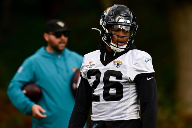 Jacksonville Jaguars, Press and Training Jacksonville Jaguars safety Kaevon Merriweather (26) during the press conference, PK, Pressekonferenz practise session for Jacksonville Jaguars at the Grove Hotel, Chandler s Cross, UK on 14 October 2026. Chandler s Cross Grove Hotel Hertfordshire UK Editorial use only , Copyright: xDennisxGoodwinx PSI-24998-0031