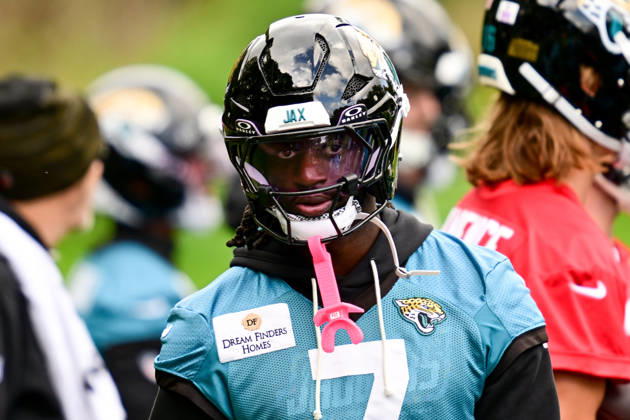 Jacksonville Jaguars, Press and Training Jacksonville Jaguars wide receiver Brian Thomas Jr (7) during the press conference, PK, Pressekonferenz practise session for Jacksonville Jaguars at the Grove Hotel, Chandler s Cross, UK on 14 October 2026. Chandler s Cross Grove Hotel Hertfordshire UK Editorial use only , Copyright: xDennisxGoodwinx PSI-24998-0035