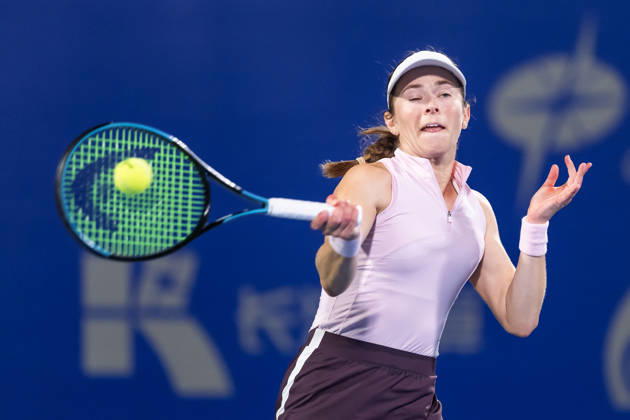 October 14, 2026, Wuhan, Hubei, China: Katie Volynets of USA plays against Hanyu Guo of China ( not in view) during the Wuhan Open final match at the Optics Valley International Tennis Center. Hanyu Guo defeated Katie Volynets with a score of 6-4, 4-6, 7-6. 2026 WTA, Tennis Damen Wuhan Open: Hanyu Guo Vs Katie Volynets In Wuhan, China - 14 Oct 2026  - ZUMAs197 20261014_aaa_s197_114 Copyright: xRenxYongx
