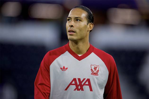Football - UEFA Champions League - LASK v Liverpool FC LINZ, AUSTRIA - Wednesday, October 14, 2026: Liverpool substitute captain Virgil van Dijk during the pre-match warm-up before the UEFA Champions League 2026 27 League Phase MD2 match between LASK and Liverpool FC at the Oberösterreich Arena. (Photo by David Rawcliffe Propaganda) LINZ Oberösterreich Arena UPPER AUSTRIA AUSTRIA  Copyright: xDavidxRawcliffex 2026-10-14-LASK_v_LIverpool-025