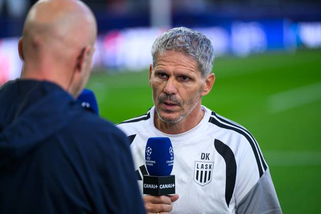 SOCCER - UEFA CL, LASK vs Liverpool LINZ,AUSTRIA,14.OCT.26 - SOCCER - UEFA Champions League, Linzer ASK vs Liverpool FC. Image shows head coach Dietmar Kuehbauer (LASK) during an interview.  GEPAxpictures xChristianxMoser