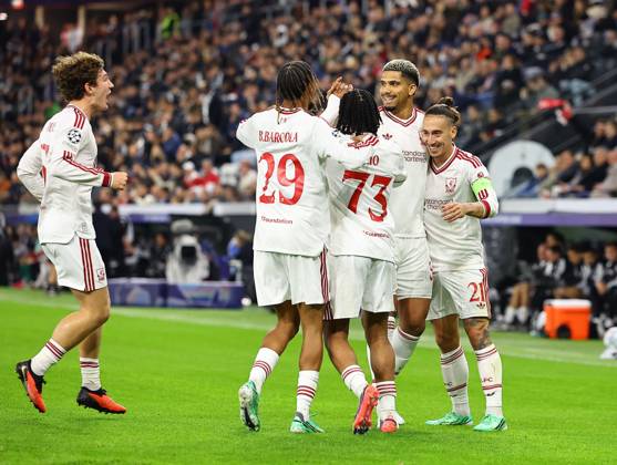 Ronald Araujo of Liverpool celebrates scoring the opening goal LASK v Liverpool, UEFA Champions League, Football, Raiffeisen Arena, Linz, Austria - 14 Oct 2026Linz Raiffeisen Arena Austria  Copyright: xMichaelxZemanek Shutterstockx 17215434ab