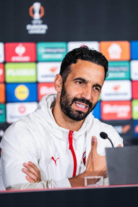 SOCCER - UEFA EL, RBS vs Milan SALZBURG,AUSTRIA,14.OCT.26 - SOCCER - UEFA Europa League, Red Bull Salzburg vs AC Milan, preview, press conference, PK, Pressekonferenz Milan. Image shows head coach Ruben Amorin (Milan).  GEPAxpictures xJulioxArellano