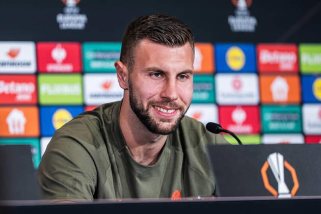 SOCCER - UEFA EL, RBS vs Milan SALZBURG,AUSTRIA,14.OCT.26 - SOCCER - UEFA Europa League, Red Bull Salzburg vs AC Milan, preview, press conference, PK, Pressekonferenz Milan. Image shows Strahinja Pavlovic (Milan).  GEPAxpictures xJulioxArellano