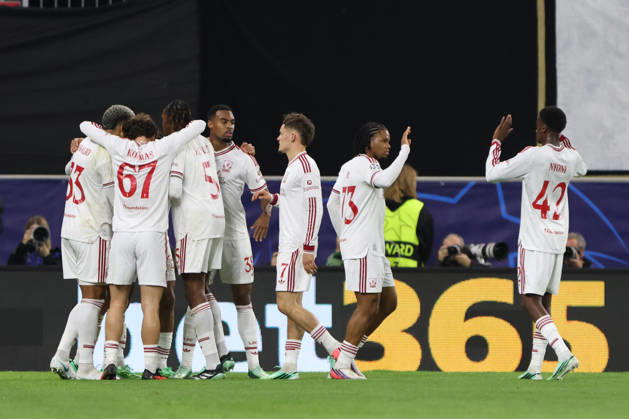 LINZ, AUSTRIA - OCTOBER 14: team Liverpool celebrates the goal to 0:1 during the UEFA Champions League league phase matchday 2 match between LASK and Liverpool at Oberoesterreich Arena on October 14, 2026 in Linz, Austria. (Photo by Severin Aichbauer Sports Press Photo SPP) Copyright: xSeverinxAichbauer SPPx Sportspressphoto_SPR255661