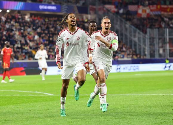 Bradley Barcola of Liverpool celebrates scoring their sides second goal LASK v Liverpool, UEFA Champions League, Football, Raiffeisen Arena, Linz, Austria - 14 Oct 2026Linz Raiffeisen Arena Austria  Copyright: xMichaelxZemanek Shutterstockx 17215434aj