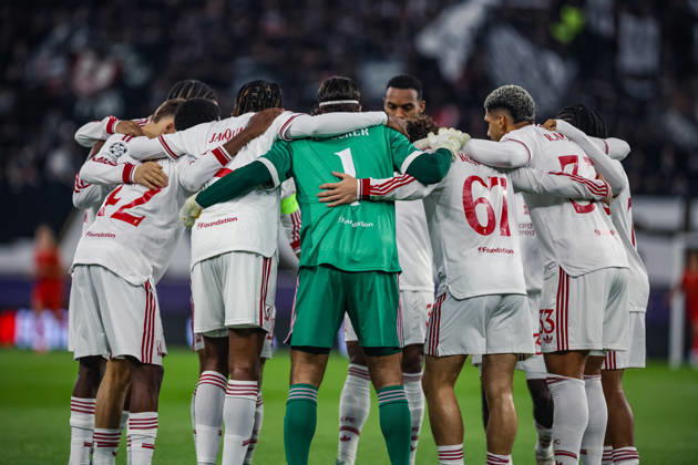 SOCCER - UEFA CL, LASK vs Liverpool LINZ,AUSTRIA,14.OCT.26 - SOCCER - UEFA Champions League, Linzer ASK vs Liverpool FC. Image shows the team of Liverpool.  GEPAxpictures xManuelxBinder