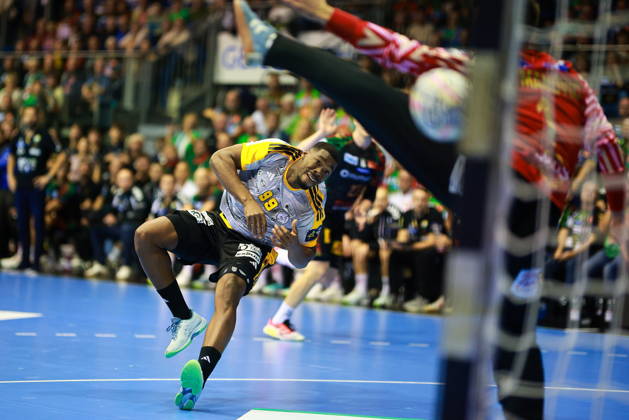 2026.10.14 Magdeburg Pilka reczna , Liga Mistrzow EHF , sezon 2026 27 SC Magdeburg -Industria Kielce N z Dylan Nahi Foto Tomasz Fafara PressFocus 2026.10.14 Magdeburg Handball , EHF Champions League , 2026 2027 season SC Magdeburg - Industria Kielce Dylan Nahi Credit: Tomasz Fafara PressFocus NEWSPIX.PL --- newspix.pl 