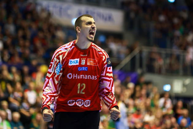 2026.10.14 Magdeburg Pilka reczna , Liga Mistrzow EHF , sezon 2026 27 SC Magdeburg -Industria Kielce N z Dominik Kuzmanovic Foto Tomasz Fafara PressFocus 2026.10.14 Magdeburg Handball , EHF Champions League , 2026 2027 season SC Magdeburg - Industria Kielce Dominik Kuzmanovic Credit: Tomasz Fafara PressFocus NEWSPIX.PL --- newspix.pl 