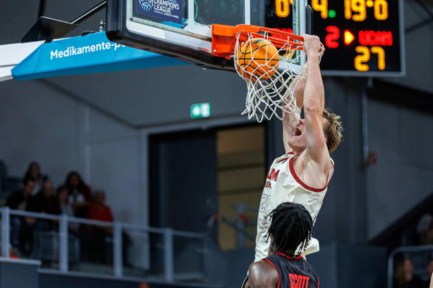 Marcis Steinbergs (UCAM Murcia, 28), BMA365 Bamberg Baskets vs. UCAM Murcia, Basketball, Basketball Champions League, 3. Spieltag, 14.10.2026 BMA365 Bamberg Baskets vs. UCAM Murcia, Basketball, Basketball Champions League, 3. Spieltag, 14.10.2026 Bamberg Copyright: xEibner-Pressefoto G.xSantemizx EP_EER