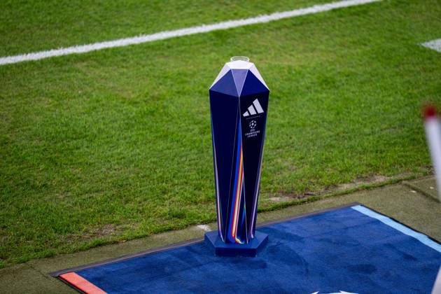 14.10.2026: Champions League, 2. Spieltag, Å K Slovan Bratislava vs. VfB Stuttgart im Å tadion Tehelnà pole Narodný futbalový Å¡tadion Champions League Night WICHTIGER HINWEIS: Gemäß den Vorgaben des DFB und der DFL ist es untersagt, in dem Stadion und oder vom Spiel angefertigte Fotoaufnahmen in Form von Sequenzbildern und oder videoähnlichen Fotostrecken zu verwerten bzw. verwerten zu lassen. Copyright: xJordyxFourgonx
