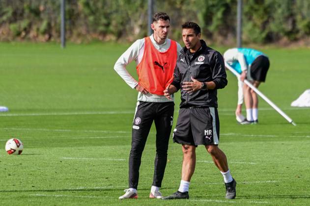 Branimir Hrgota Trainer Marcel Rapp ( Pauli ) Deutschland , Hamburg , Trainingsgelände an der Kollaustrasse , Fussball , 2. Bundesliga , FC St Pauli