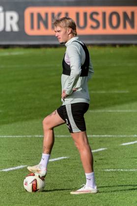 Rony Jansson ( Pauli ) Aufbautraining Deutschland , Hamburg , Trainingsgelände an der Kollaustrasse , Fussball , 2. Bundesliga , FC St Pauli
