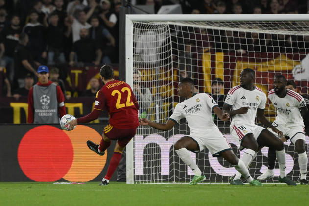 Roma’s Mario Hermoso during the Uefa Champions League soccer match between AS Roma and Real Madrid at the Olympic Stadium in Rome, Italy - Wednesday, October 14, 2026. - Soccer .  Copyright: xFabrizioxCorradetti LaPressex