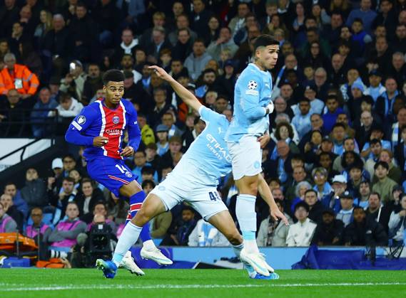Desire Doue of Paris Saint Germain scores the opening goal Manchester City v Paris Saint-Germain, UEFA Champions League, Football, Etihad Stadium, Manchester, UK - 14 Oct 2026Manchester Etihad Stadium United Kingdom  Copyright: xMattxWest Shutterstockx 17216000w