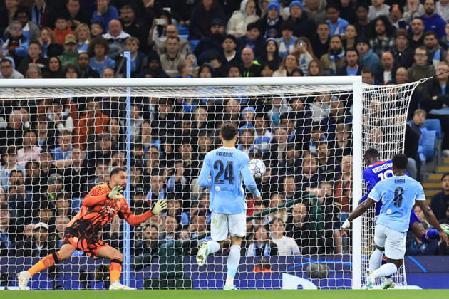RECORD DATE NOT STATED 14th October 2026; Etihad Stadium, Manchester, England; UEFA Champions League Football, Manchester City versus Paris Saint Germain; Ousmane Dembele of Paris Saint Germain beats Manchester City goalkeeper Gianluigi Donnarumma to score for 0-2 after 15 minutes DavidxBlunsden