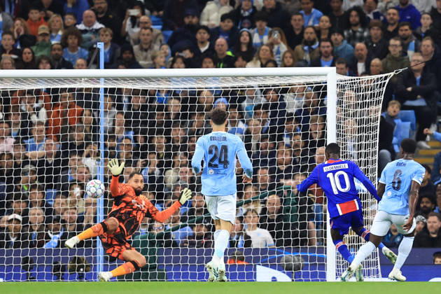 RECORD DATE NOT STATED 14th October 2026; Etihad Stadium, Manchester, England; UEFA Champions League Football, Manchester City versus Paris Saint Germain; Ousmane Dembele of Paris Saint Germain beats Manchester City goalkeeper Gianluigi Donnarumma to score for 0-2 after 15 minutes DavidxBlunsden