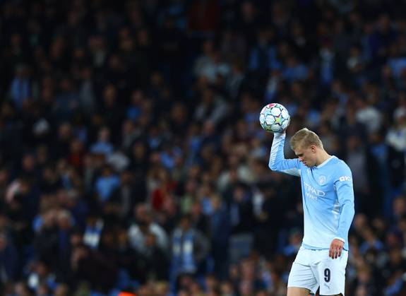 Erling Haaland of Manchester City Manchester City v Paris Saint-Germain, UEFA Champions League, Football, Etihad Stadium, Manchester, UK - 14 Oct 2026Manchester Etihad Stadium United Kingdom  Copyright: xMattxWest Shutterstockx 17216000ae