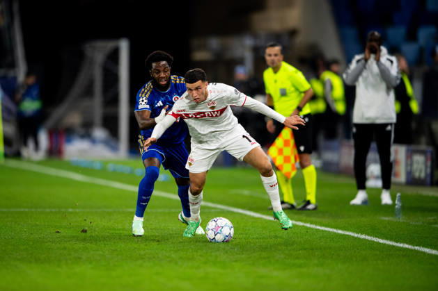 14.10.2026: Champions League, 2. Spieltag, Å K Slovan Bratislava vs. VfB Stuttgart im Å tadion TehelnÃ pole NarodnÃ½ futbalovÃ½ Å¡tadion Bilal El Khannouss (VfB) gegen Sandro Cruz (Slovan) Im Zweikampf WICHTIGER HINWEIS: Gemäß den Vorgaben des DFB und der DFL ist es untersagt, in dem Stadion und oder vom Spiel angefertigte Fotoaufnahmen in Form von Sequenzbildern und oder videoähnlichen Fotostrecken zu verwerten bzw. verwerten zu lassen. Copyright: xJordyxFourgonx