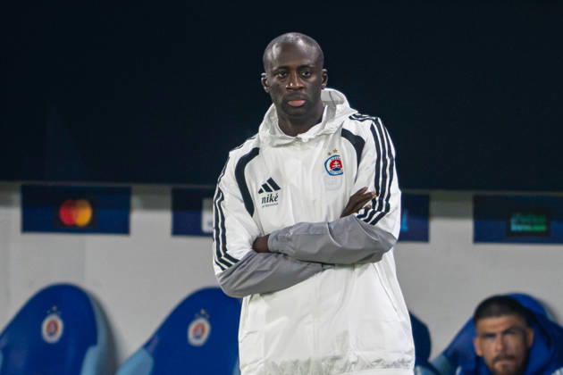 Coach Yaya TourÃ during UEFA Champions league match , SK Slovan Bratislava - VFB Stuttgart , 14. october 2026, Tehelne pole Stadium, Bratislava, Slovakia Copyright: xMICHALxFAJT,ZOSPORTU.SKx MAJ_1308