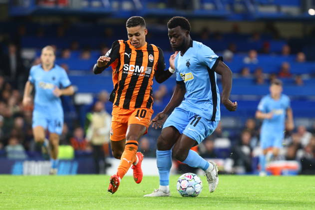 UEFA Champions League - Shakhtar Donetsk vs AEK Athens FC - Aboubakary Koita of AEK Athens FC in action against Pedrinho of Shakhtar Donetsk during the UEFA Champions League phase Matchday 2 soccer match between Shakhtar Donetsk vs AEK Athens FC in Stamford Bridge, London, UK, on 14 October 2026. IMAGO ONE INCH PRODUCTIONS LONDON UK Copyright: xONExINCHxPRODUCTIONSx 7123001