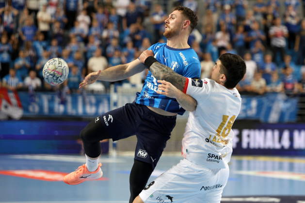 Plock 14.10.2026 Liga mistrzow pilka reczna mezczyzn faza grupowa sezon 2026 27 --- Group phase mens handball EHF Champions League Orlen Wisla Plock - HC Vardar 1961 Skopje Mitja Janc Milan Lazarevski Fot. Marcin Solarz FotoPyK NEWSPIX.PL --- newspix.pl 