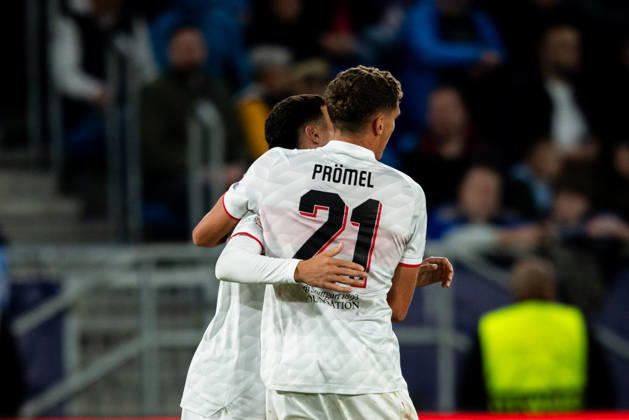 14.10.2026: Champions League, 2. Spieltag, Å K Slovan Bratislava vs. VfB Stuttgart im Å tadion TehelnÃ pole NarodnÃ½ futbalovÃ½ Å¡tadion Tor zum 0:2 hier im Bild Jubel von Grischa Prömel (VfB) und Bilal El Khannouss (VfB) WICHTIGER HINWEIS: Gemäß den Vorgaben des DFB und der DFL ist es untersagt, in dem Stadion und oder vom Spiel angefertigte Fotoaufnahmen in Form von Sequenzbildern und oder videoähnlichen Fotostrecken zu verwerten bzw. verwerten zu lassen. Copyright: xJordyxFourgonx
