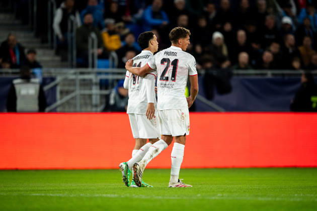 14.10.2026: Champions League, 2. Spieltag, Å K Slovan Bratislava vs. VfB Stuttgart im Å tadion TehelnÃ pole NarodnÃ½ futbalovÃ½ Å¡tadion Tor zum 0:2 hier im Bild Jubel von Grischa Prömel (VfB) und Bilal El Khannouss (VfB) WICHTIGER HINWEIS: Gemäß den Vorgaben des DFB und der DFL ist es untersagt, in dem Stadion und oder vom Spiel angefertigte Fotoaufnahmen in Form von Sequenzbildern und oder videoähnlichen Fotostrecken zu verwerten bzw. verwerten zu lassen. Copyright: xJordyxFourgonx