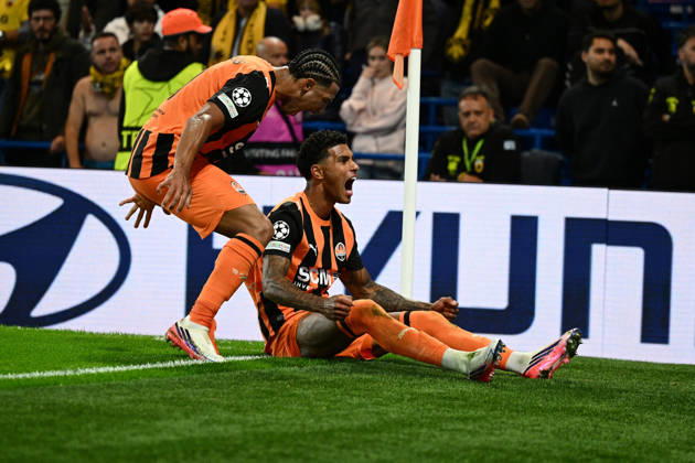 LONDON, ENGLAND - OCTOBER 14: Vinicius Tobias of Shakhtar Donetsk celebrates their second goal with his team mates during the UEFA Champions League 2026 27 League Phase MD2 match between FC Shakhtar Donetsk and AEK Athens at Stamford Bridge on October 14, 2026 in London, England. (Photo by Yaroslav Dunka Sports Press Photo) Copyright: xYaroslavxDunkax xSPPx Sportspressphoto_SPR255976