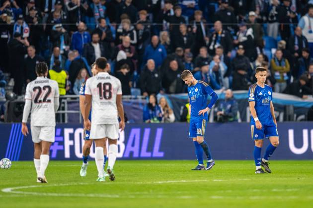 Disappointed Sk Slovan Bratislava players during UEFA Champions league match , SK Slovan Bratislava - VFB Stuttgart , 14. october 2026, Tehelne pole Stadium, Bratislava, Slovakia Copyright: xMICHALxFAJT,ZOSPORTU.SKx MAJ_1643