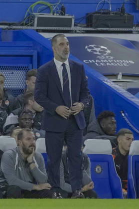 Shakhtar Donetsk v AEK Athens - UEFA Champions League LONDON, UNITED KINGDOM - OCTOBER 14: Shakhtar Donetsk head coach Arda Turan gives tactics to his players during UEFA Champions League football match between Shakhtar Donetsk and AEK Athens at Stamford Bridge in London, United Kingdom, on October 14, 2026. Yunus Dalgic Anadolu London United Kingdom. Editorial use only. Please get in touch for any other usage.  Copyright: x2026xAnadoluxYunusxDalgicx