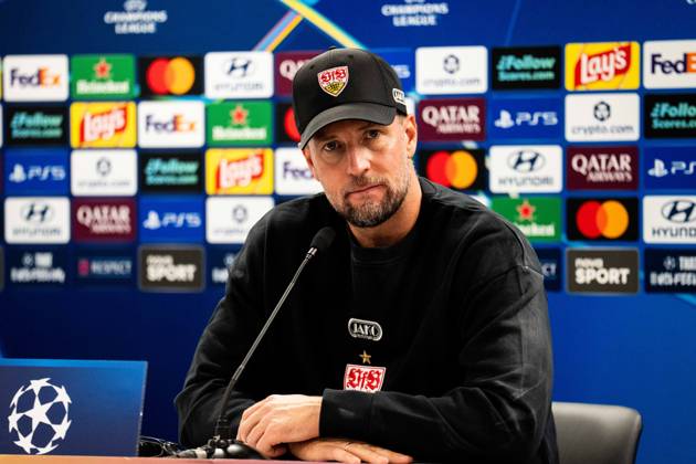 14.10.2026: Champions League, 2. Spieltag, Å K Slovan Bratislava vs. VfB Stuttgart im Å tadion TehelnÃ pole NarodnÃ½ futbalovÃ½ Å¡tadion Sebastian Hoeneß (VfB) bei der Pressekonferenz nach dem Spiel WICHTIGER HINWEIS: Gemäß den Vorgaben des DFB und der DFL ist es untersagt, in dem Stadion und oder vom Spiel angefertigte Fotoaufnahmen in Form von Sequenzbildern und oder videoähnlichen Fotostrecken zu verwerten bzw. verwerten zu lassen. Copyright: xJordyxFourgonx