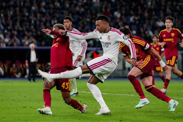 SOCCER - UEFA Champions League - AS Roma vs. Real Madrid Photo by IPA ABACAPRESS.COM89696974 - Kylian Mbappé of Real Madrid during the AS Roma vs. Real Madrid UEFA Champions League soccer match in Rome, Italy, on October 14, 2026 Rome Italy  Copyright: xIPAxSport ABACAx