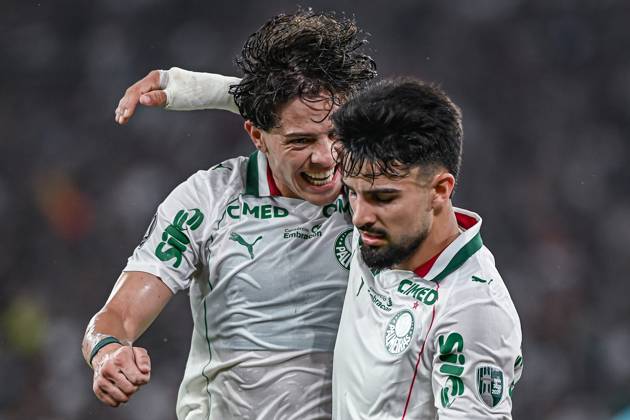 A match valid for the 2026 Copa Libertadores between Fluminense and Palmeiras. Rio de Janeiro, RJ, October 14, 2026 Fluminense-Palmeiras - Palmeiras player Flaco Lopez celebrates his goal during the match between Fluminense and Palmeiras, valid for the first leg of the 2026 Copa Libertadores semi-final, at the Maracana stadium, on Wednesday night.(Foto: Jayson Braga Brazil Photo Press Brazil Photo Press) INTERNATIONAL Rio de Janeiro Rio de Janeiro Brasil Copyright: xJaysonxBragax