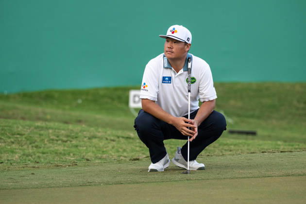 October 15, 2026, Coloane, Macao Sar, China: KoreaÃ¢â‚¬â ¢s, Sungjae IM, makes his round equal 1st with -6 par on the 18th hole..Opening Round in the Macao Open Golf at Macau Golf & Country Club. Macau Open Golf Rd 1  - ZUMAr144 20261015_zap_r144_191 Copyright: xJaynexRussellx