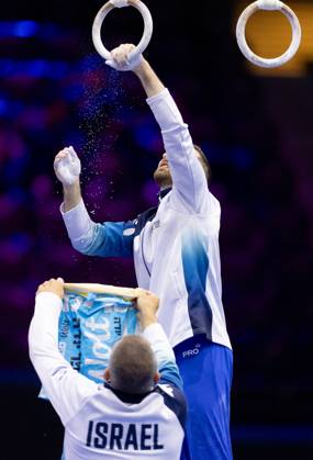 ROTTERDAM - The Israeli male gymnasts during podium training at the World Championships in Ahoy Rotterdam. IRIS VAN DEN BROEK ANP xVIxANPxSportx xxANPxIVx 572515753 originalFilename: 572515753.jpg