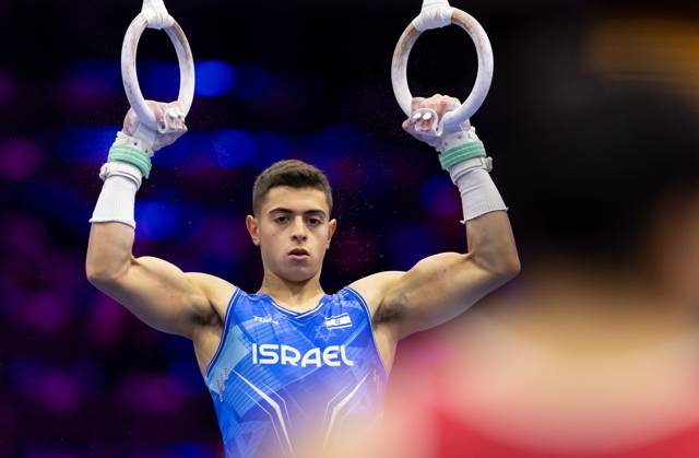 ROTTERDAM - Noam Berkovich of the Israeli gymnastics team during podium training at the World Championships in Ahoy Rotterdam. IRIS VAN DEN BROEK ANP xVIxANPxSportx xxANPxIVx 572515978 originalFilename: 572515978.jpg
