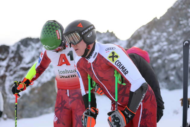 ALPINE SKIING - Ski Austria, training SOELDEN,AUSTRIA,15.OCT.26 - ALPINE SKIING - Ski Austria, giant slalom, training and qualification. Image shows .  GEPAxpictures xMathiasxMandl
