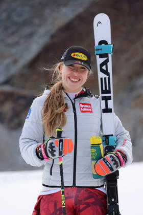 ALPINE SKIING - Ski Austria, training SOELDEN,AUSTRIA,15.OCT.26 - ALPINE SKIING - Ski Austria, giant slalom, training and qualification. Image shows Victoria Olivier (AUT).  GEPAxpictures xMathiasxMandl