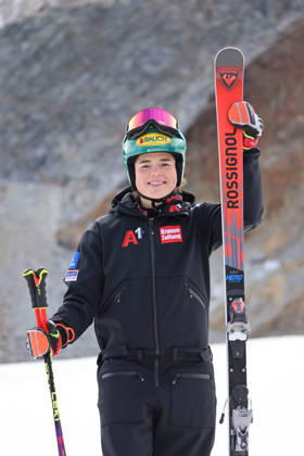 ALPINE SKIING - Ski Austria, training SOELDEN,AUSTRIA,15.OCT.26 - ALPINE SKIING - Ski Austria, giant slalom, training and qualification. Image shows Julia Scheib (AUT).  GEPAxpictures xMathiasxMandl