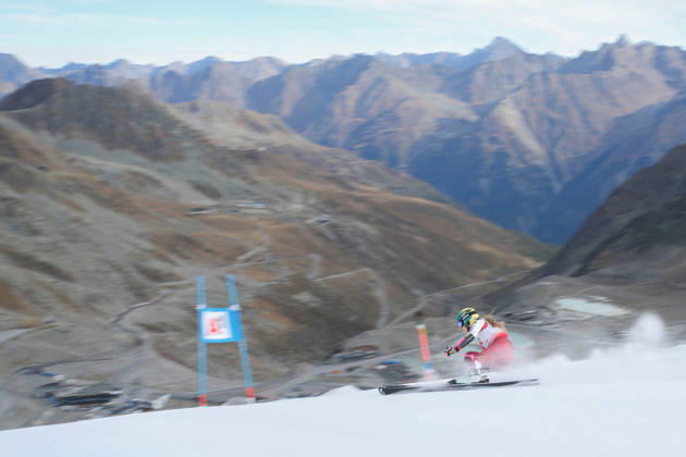 ALPINE SKIING - Ski Austria, training SOELDEN,AUSTRIA,15.OCT.26 - ALPINE SKIING - Ski Austria, giant slalom, training and qualification. Image shows a feature of Victoria Olivier (AUT).  GEPAxpictures xMathiasxMandl