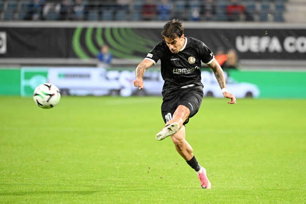 261015 AA Gent vs Aarhus Tiago Araujo of KAA Gent is pictured in action with the ball during Matchday 2 in the 2026-2027 Uefa Conference League season - league phase between AA Gent and AGF Aarhus on October 15 , 2026 in Gent, Belgium. (Photo by Maarten Straetemans Isosport) Gent Belgium  Copyright: xMaartenxStraetemansx GENT-AARHUS_20261015_008