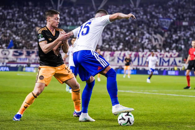 Fussball: Kroatien: UEFA Conference League 2026 2027 - 1. Runde, 15.10.2026 - HNK Hajduk Split vs. AFC Ajax Amsterdam - Stadion Poljud (Split, Kroatien); Viktor Tsygankov (AFC Ajax), Dario Maresic (Hajduk Split) Copyright: xLUKAxKOLANOVICx