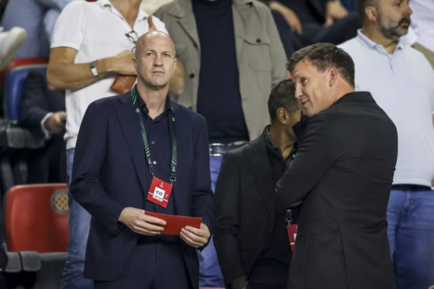 SPLIT - Ajax Technical Director Jordi Cruijff and Ajax General Manager Menno Geelen prior to the Conference League match between Hadjuk Split and Ajax at Stadion Poljud on October 15, 2026 in Split, Croatia. SONNY LENSEN ANP xVIxANPxSportx xxANPxIVx 572539646 originalFilename: 572539646.jpg