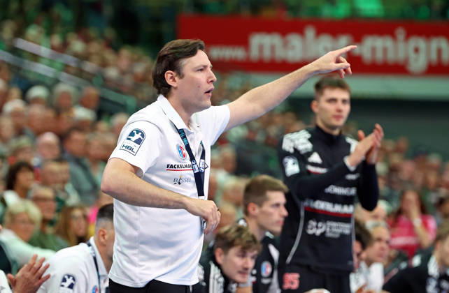 15.10.2026, xovx, Handball Opel Handball Bundesliga, HSG Wetzlar - HC Erlangen v.l. Trainer Johannes Sellin (HC Erlangen) Wetzlar Buderus-Arena Hessen Deutschland (DE)