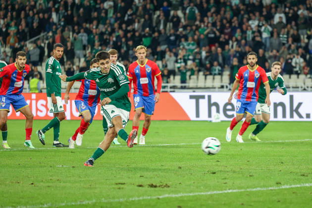 Panathinaikos F.C. v FK Borac Banja Luka UEFA Europa Conference League Vicente Taborda of Panathinaikos F.C. takes a penalty kick but fails to score during the UEFA Europa Conference League match at Olympic Stadium, Athens 15 10 2026 UK Newspapers OUT Copyright: xYannisxHalasx FIL-24071-0033